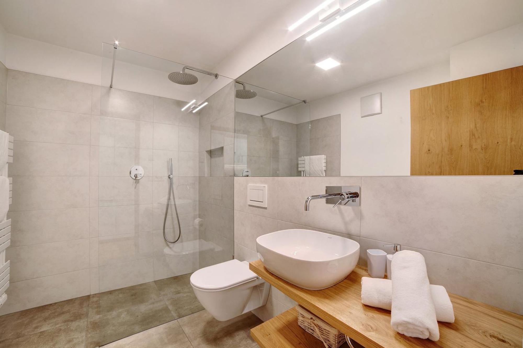 Waalhof Ferienwohnung Golden Ciardes Dış mekan fotoğraf